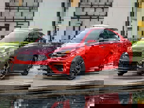 Used 2019 Kia Forte LXS image 1