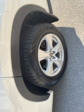Used 2021 Toyota Highlander LE image 11