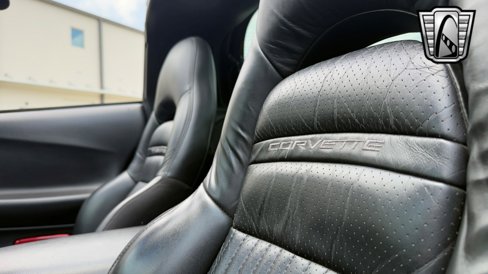 Used 2002 Chevrolet Corvette Coupe w/ Preferred Equipment Group2 image 24