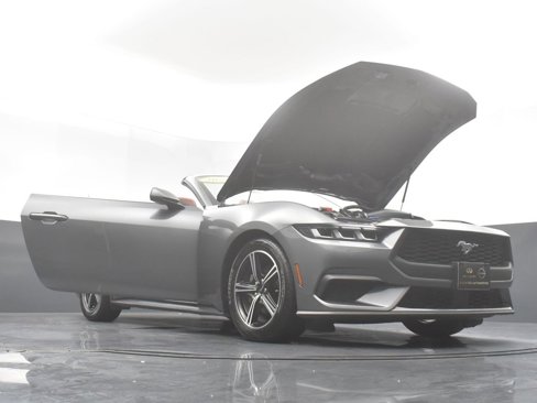 Used 2024 Ford Mustang Premium image 33