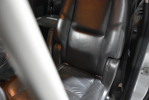 Used 2011 Cadillac Escalade ESV Premium image 35