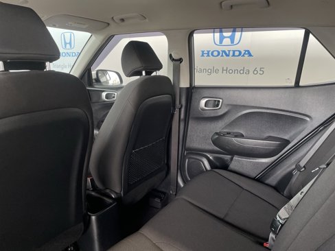 Used 2020 Hyundai Venue SE image 10