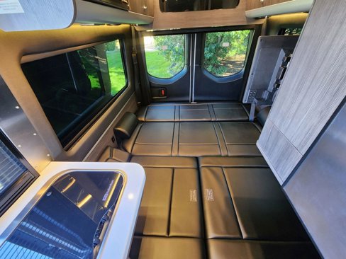 Used 2022 Mercedes-Benz Sprinter 2500 image 30