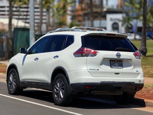 Used 2016 Nissan Rogue SL image 3