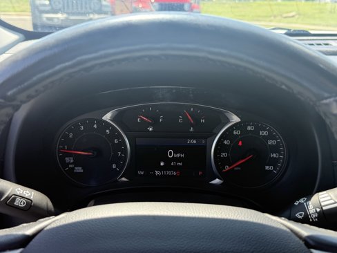 Used 2021 GMC Terrain SLT image 19