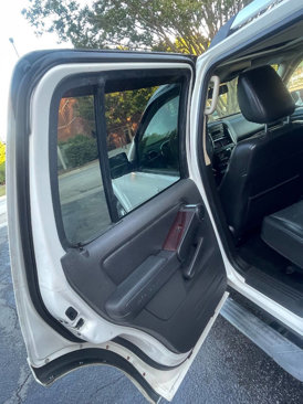 Used 2010 Ford Explorer Limited image 15