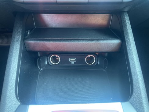 Used 2023 Kia Forte LXS image 29