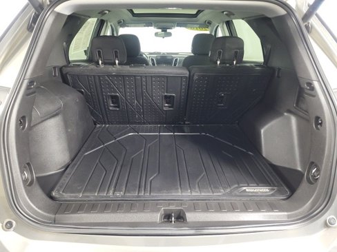 Used 2018 Chevrolet Equinox LT w/ Sun & Infotainment Package image 15