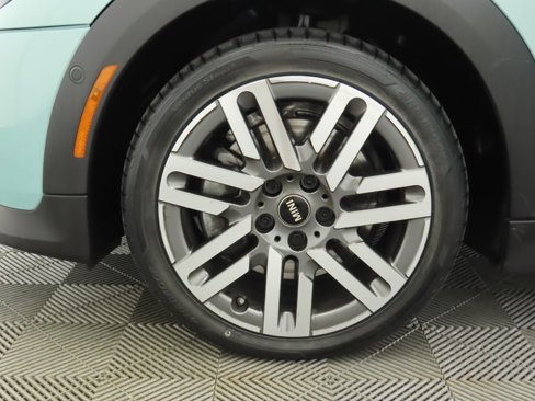Certified 2025 MINI Cooper S image 30