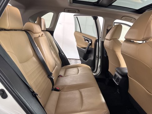 Used 2021 Toyota RAV4 Limited image 23