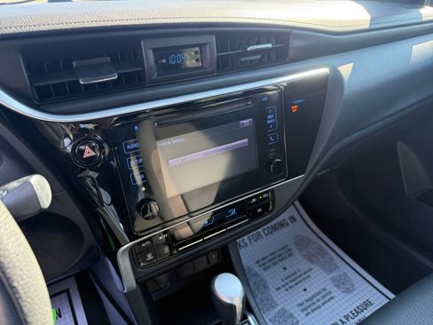 Used 2018 Toyota Corolla L image 28