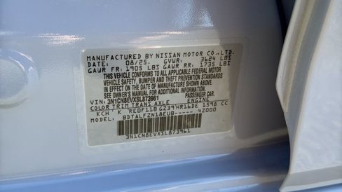 New 2025 Nissan Versa SV w/ Trunk Package image 30