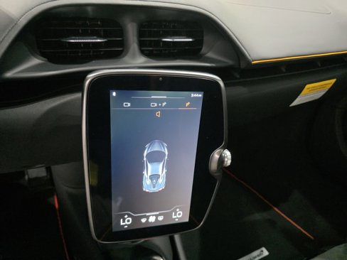 Used 2023 McLaren Artura image 12