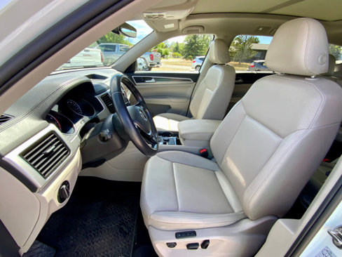 Used 2018 Volkswagen Atlas SEL image 25