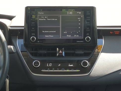 Used 2022 Toyota Corolla LE image 24
