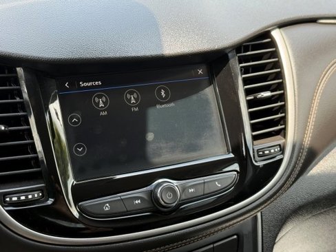 Used 2018 Chevrolet Trax LS image 22
