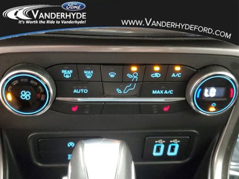 Used 2020 Ford EcoSport SE image 25