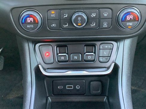 Used 2021 GMC Terrain SLE w/ Driver Convenience Package image 15