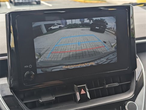 Used 2023 Toyota Corolla LE image 20