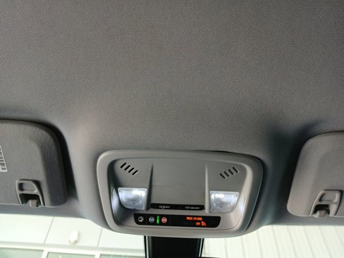 Used 2020 Chevrolet Malibu LT image 14