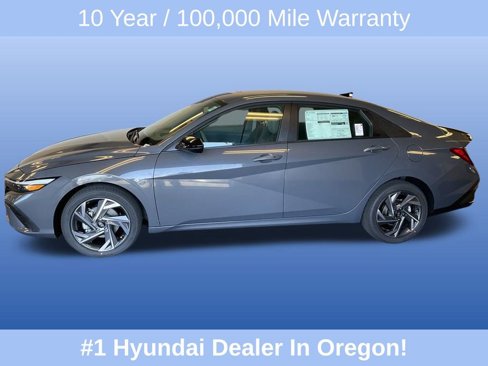 New 2025 Hyundai Elantra Sport image 3