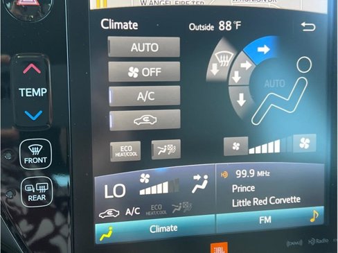 Used 2019 Toyota Prius Limited image 32