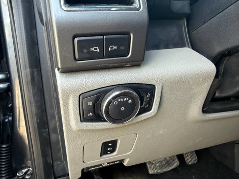 Used 2019 Ford F250 XLT w/ XLT Value Package image 16