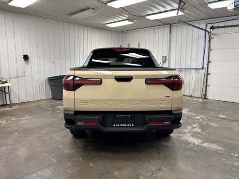 Used 2022 Hyundai Santa Cruz SEL w/ Cargo Package image 4
