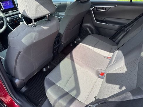 Used 2023 Toyota RAV4 XLE image 9