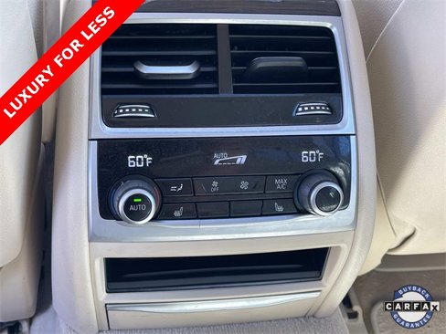 Used 2018 BMW 740i image 17