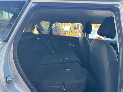 Used 2017 Kia Soul + image 21