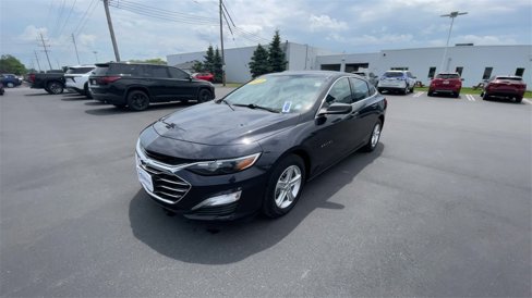 Used 2022 Chevrolet Malibu LS image 4