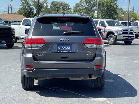 Used 2017 Jeep Grand Cherokee Laredo w/ Quick Order Package 2BE image 7