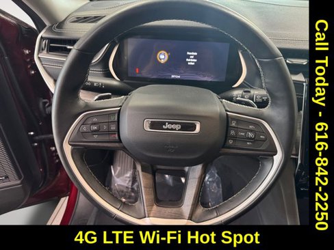 Used 2022 Jeep Grand Cherokee L Limited image 9