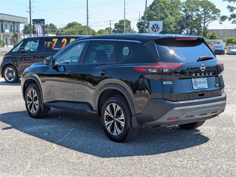 Used 2023 Nissan Rogue SV image 5