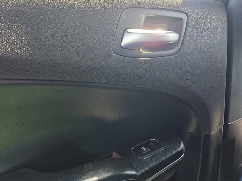 Used 2022 Dodge Charger SXT w/ Leather Interior Group image 17