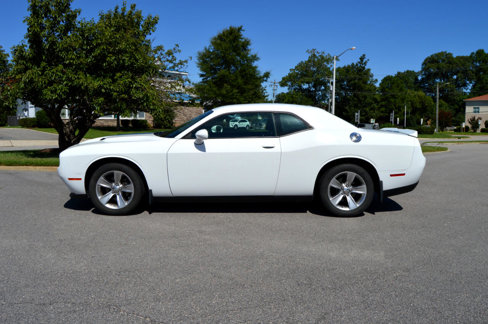 Used 2018 Dodge Challenger SXT image 5