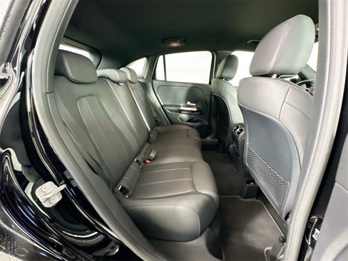 Certified 2025 Mercedes-Benz GLA 250 image 24