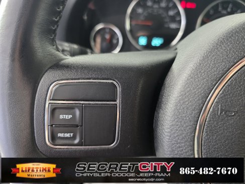 Used 2018 Jeep Wrangler Unlimited Sahara image 15