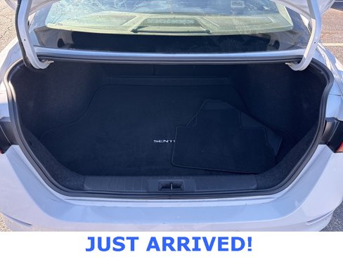 Used 2022 Nissan Sentra SV image 21
