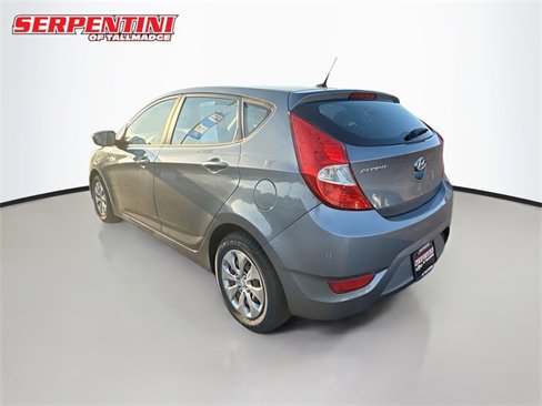 Used 2016 Hyundai Accent SE image 5