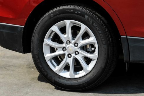 Used 2018 Chevrolet Equinox LT w/ Sun & Infotainment Package image 55