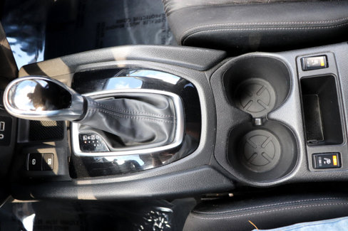 Used 2019 Nissan Rogue SV w/ Sun & Sound Touring Package image 37