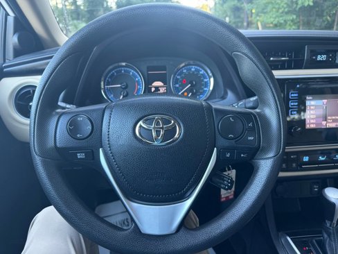 Used 2017 Toyota Corolla L image 28