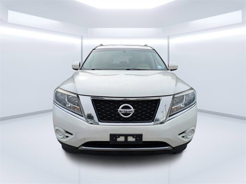 Used 2014 Nissan Pathfinder SV w/ Trailer Tow Package image 8