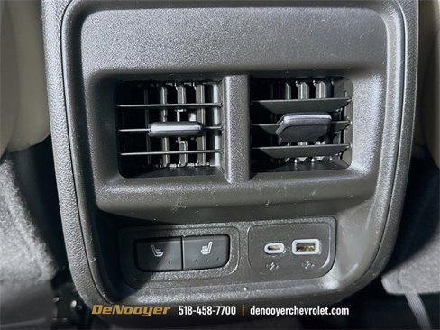 Used 2021 Cadillac XT4 Premium Luxury w/ Cold Weather Package image 25