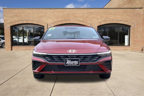 New 2025 Hyundai Elantra Sport image 9