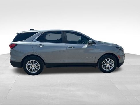 Used 2023 Chevrolet Equinox LT image 6