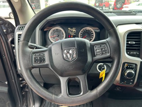 Used 2016 RAM 1500 Classic SLT image 16