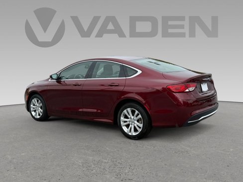 Used 2015 Chrysler 200 Limited image 27